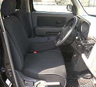 キュービック黒運転席
